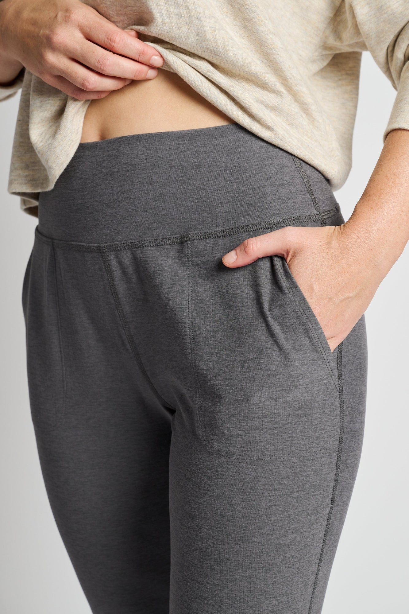 Beyond Yoga | Spacedye Midi Jogger | Grey