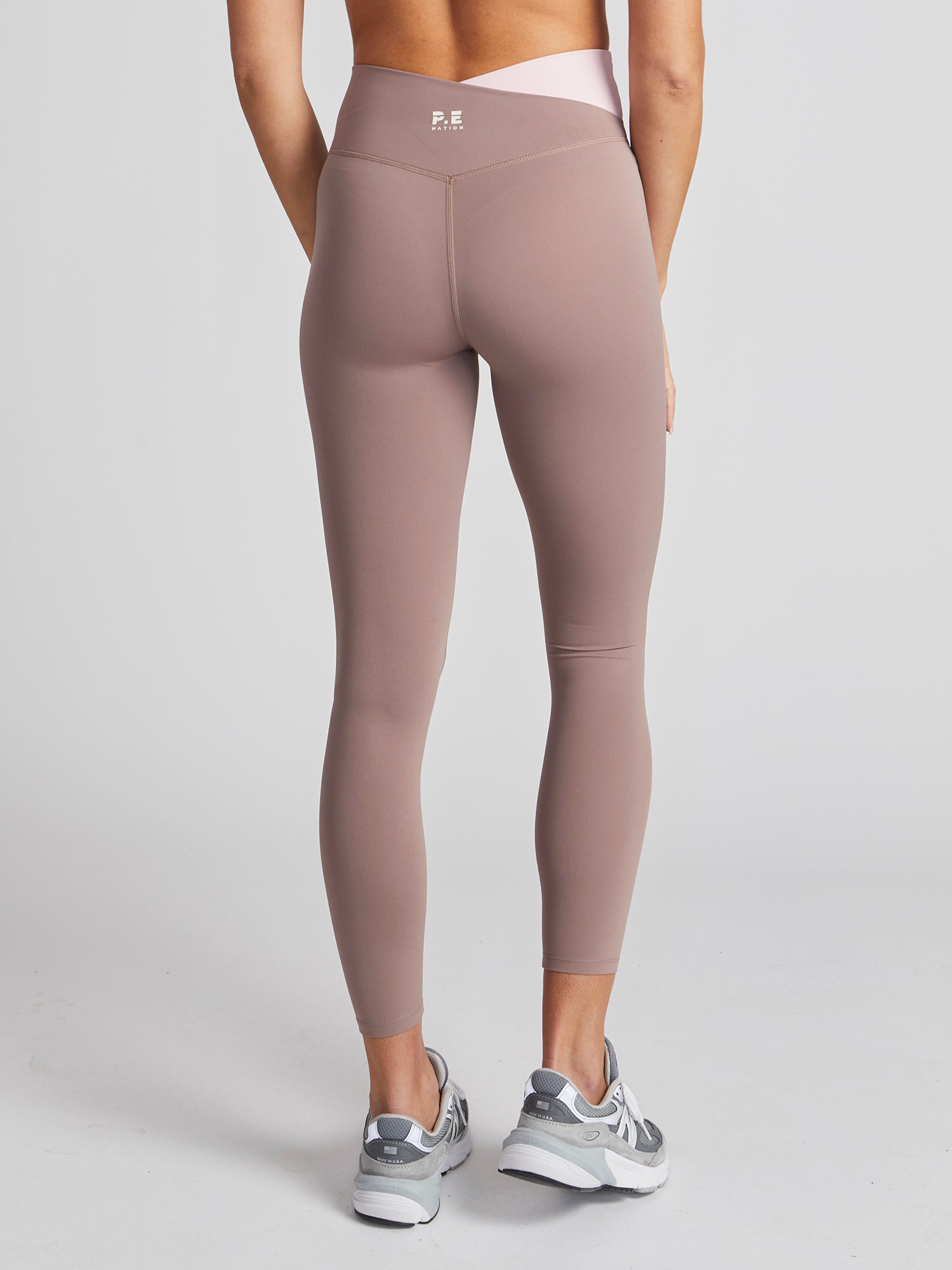 P.E Nation | Wander F/L Legging | Light Pink