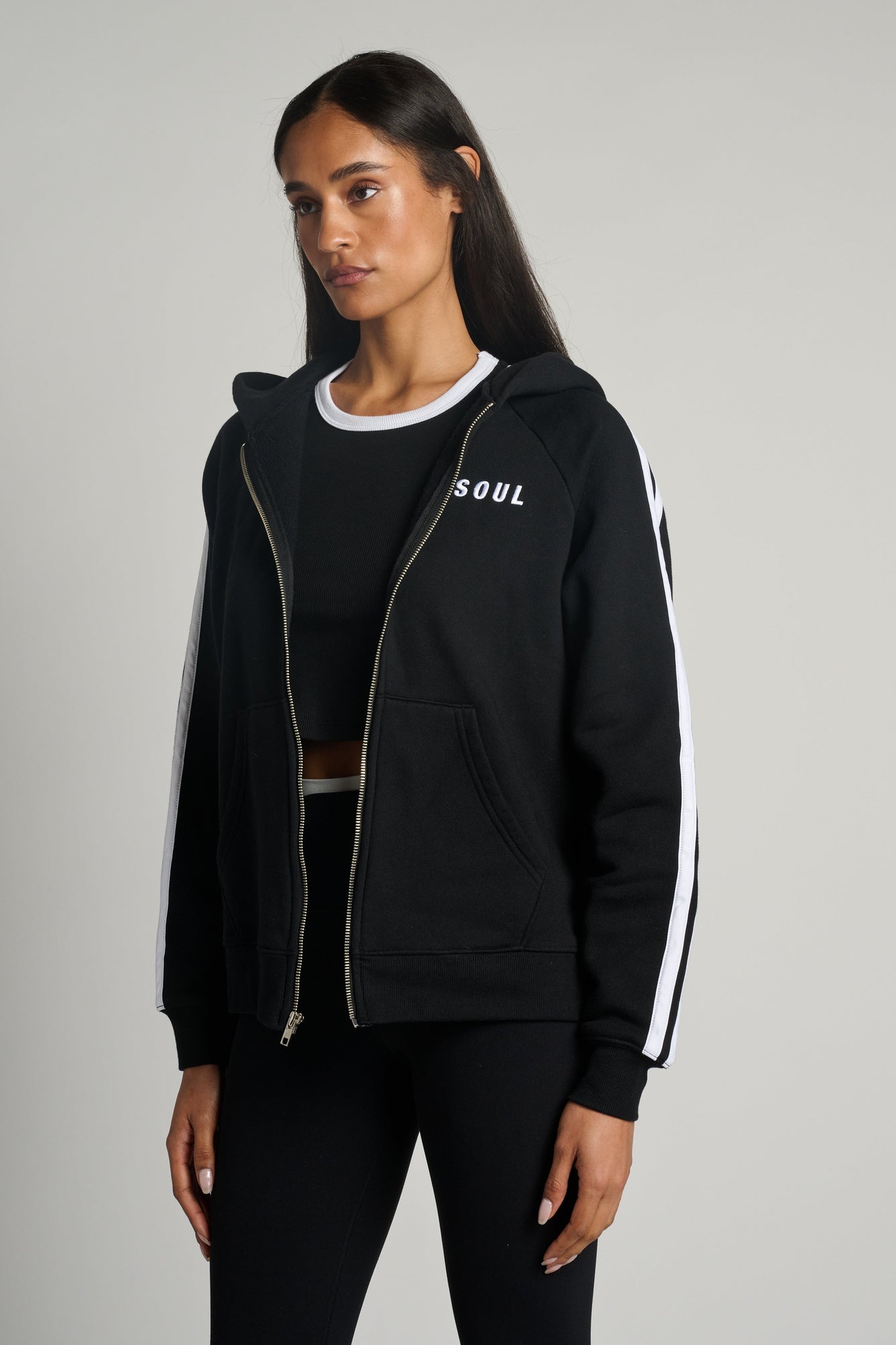 Soul by SoulCycle | Kennedy Raglan Sweatshirt | Black