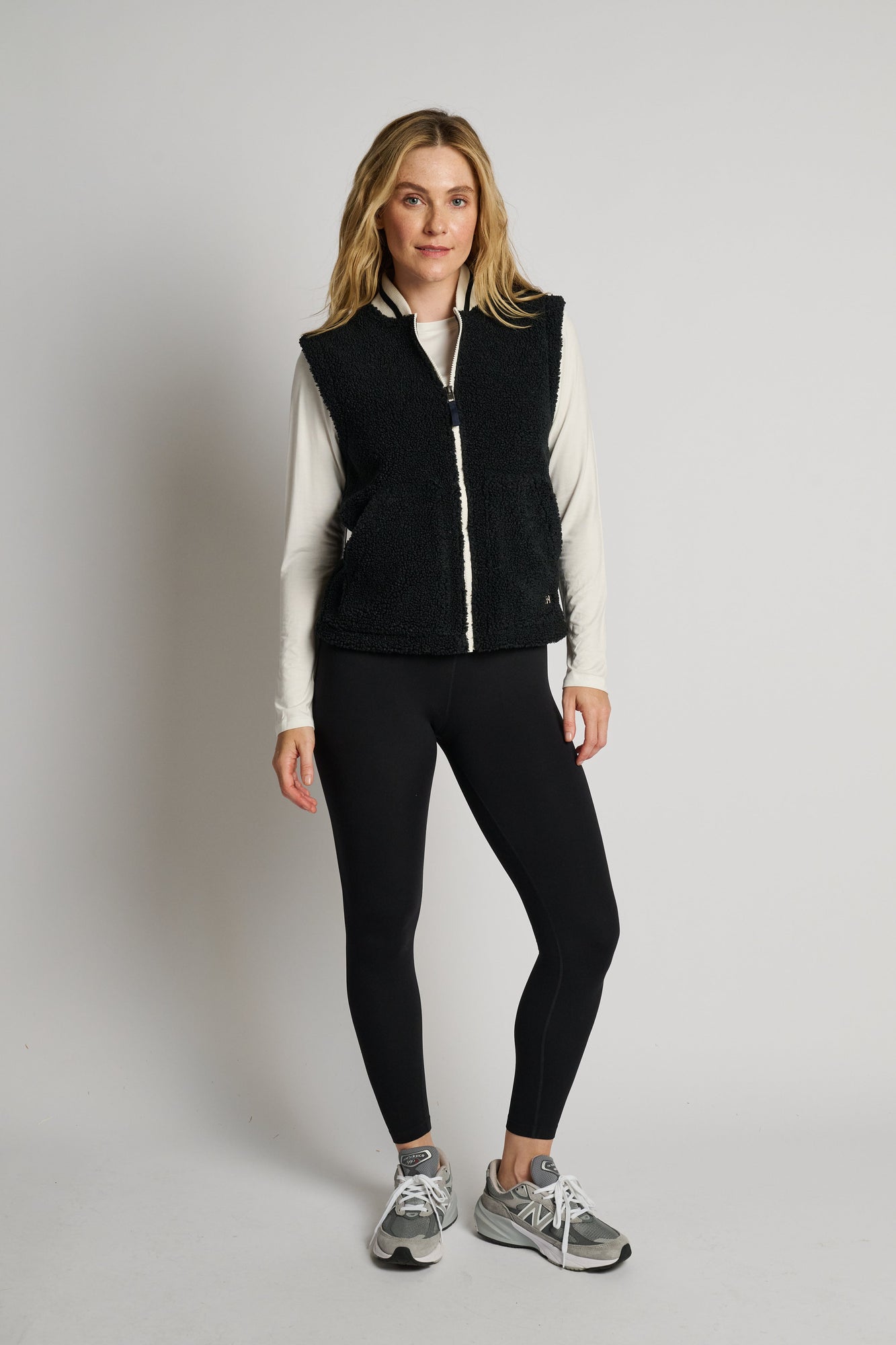 Splits59 | Aster Sherpa Vest | Black