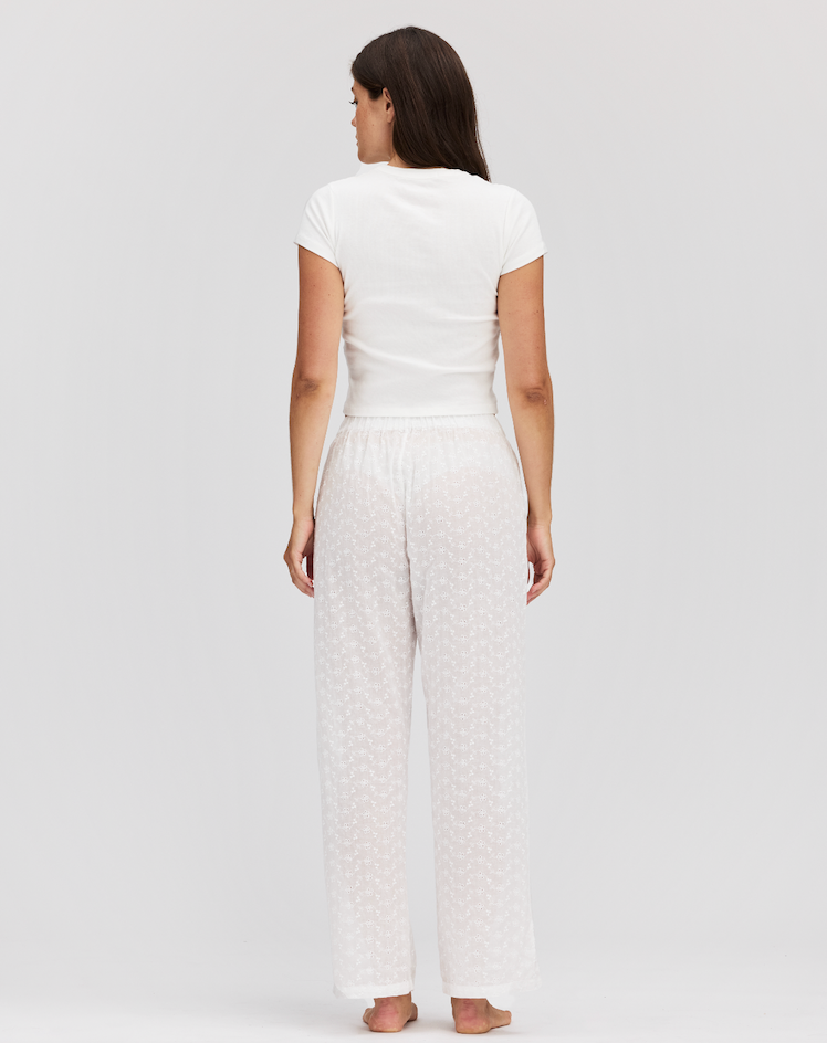 eyelet white