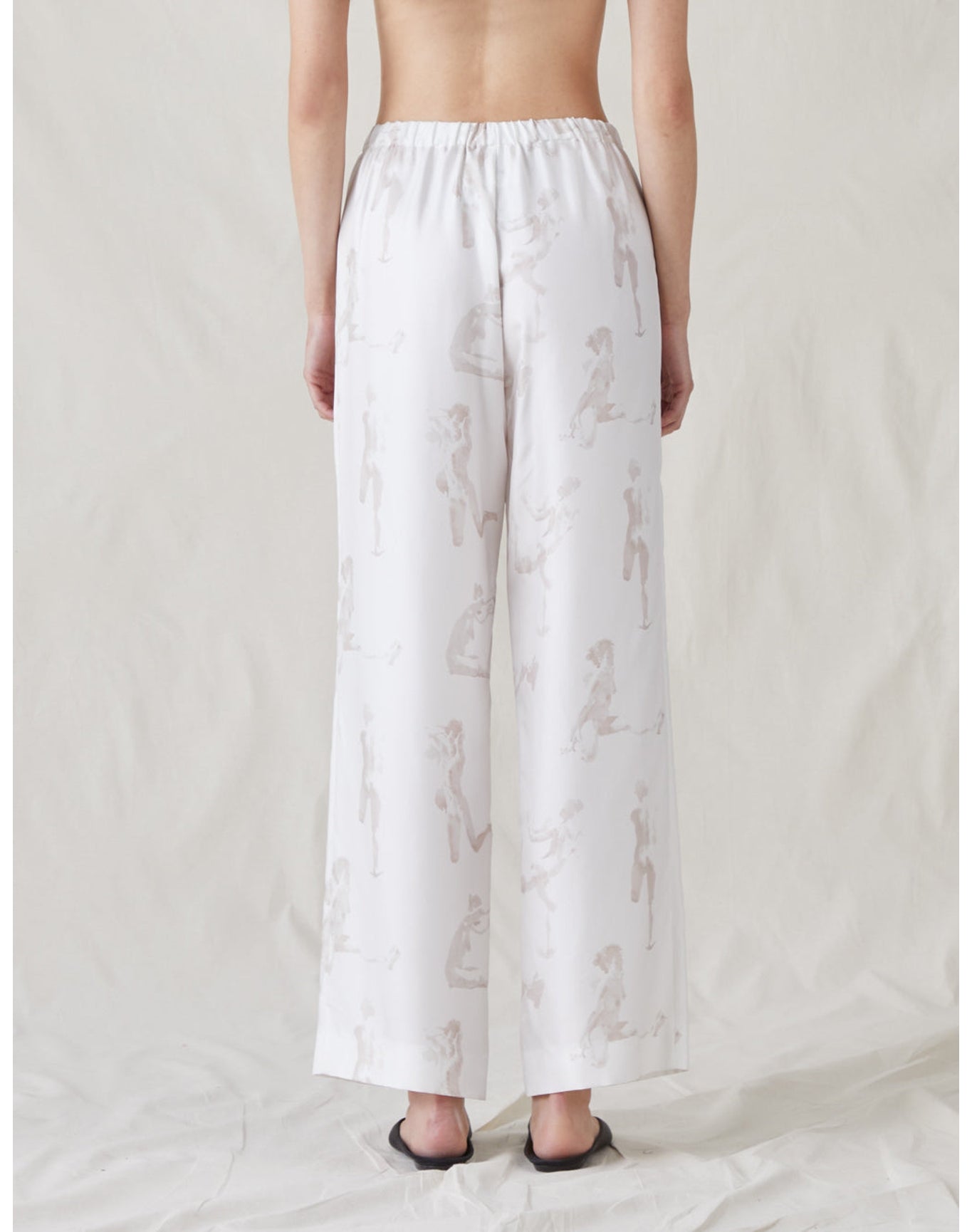 The Silk Relaxed Pants with Painted Figures | Cream / Sepia