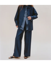 The Tailored Trousers In Lucent Wool | Navy