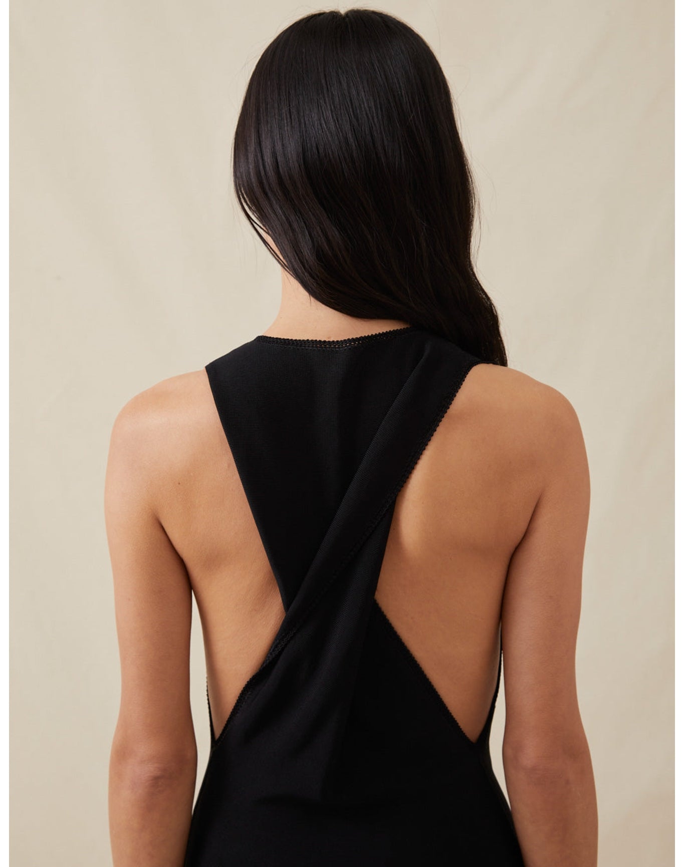 The Twist-Back Dress | Black