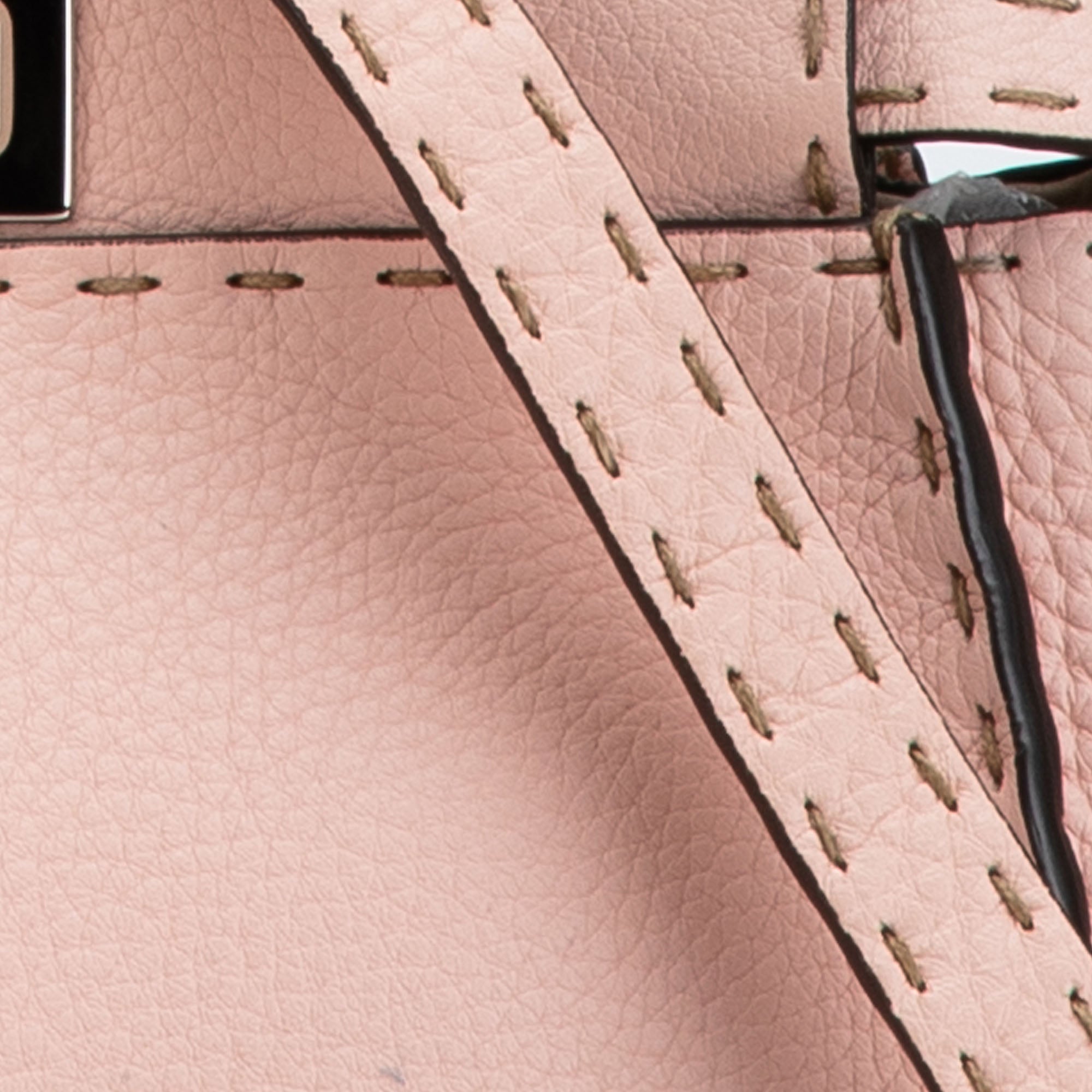 Fendi | Pre-Owned Mini Leather Sakura Selleria Peekaboo Satchel | Pink/Light Pink