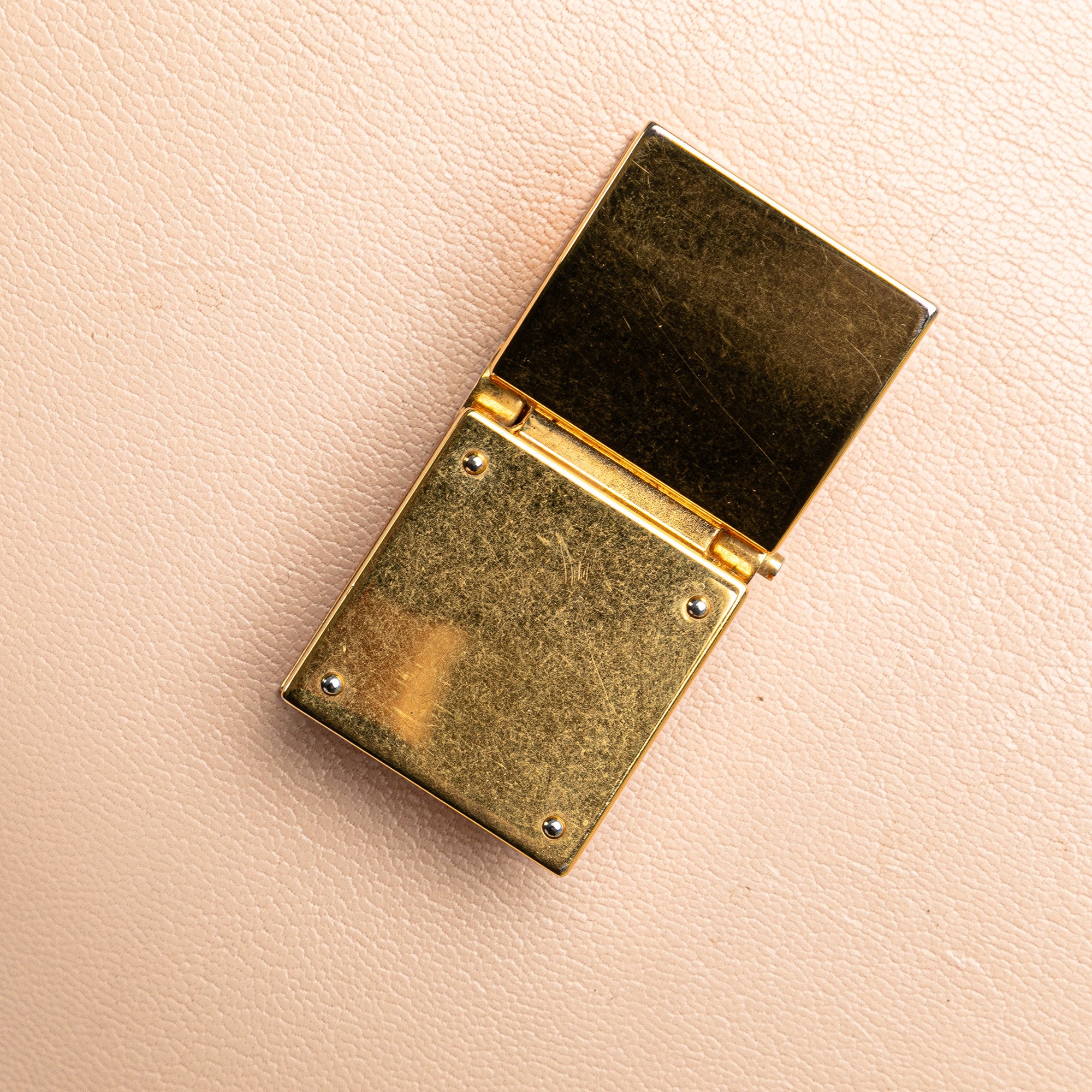 Celine | Pre-Owned Medium Calfskin Classic Box - III | Pink/Light Pink