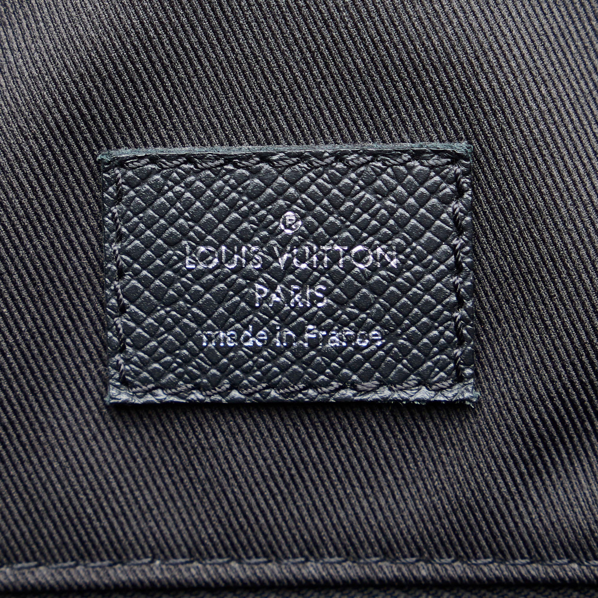 Louis Vuitton | Pre-Owned Taigarama Outdoor Tote | Black