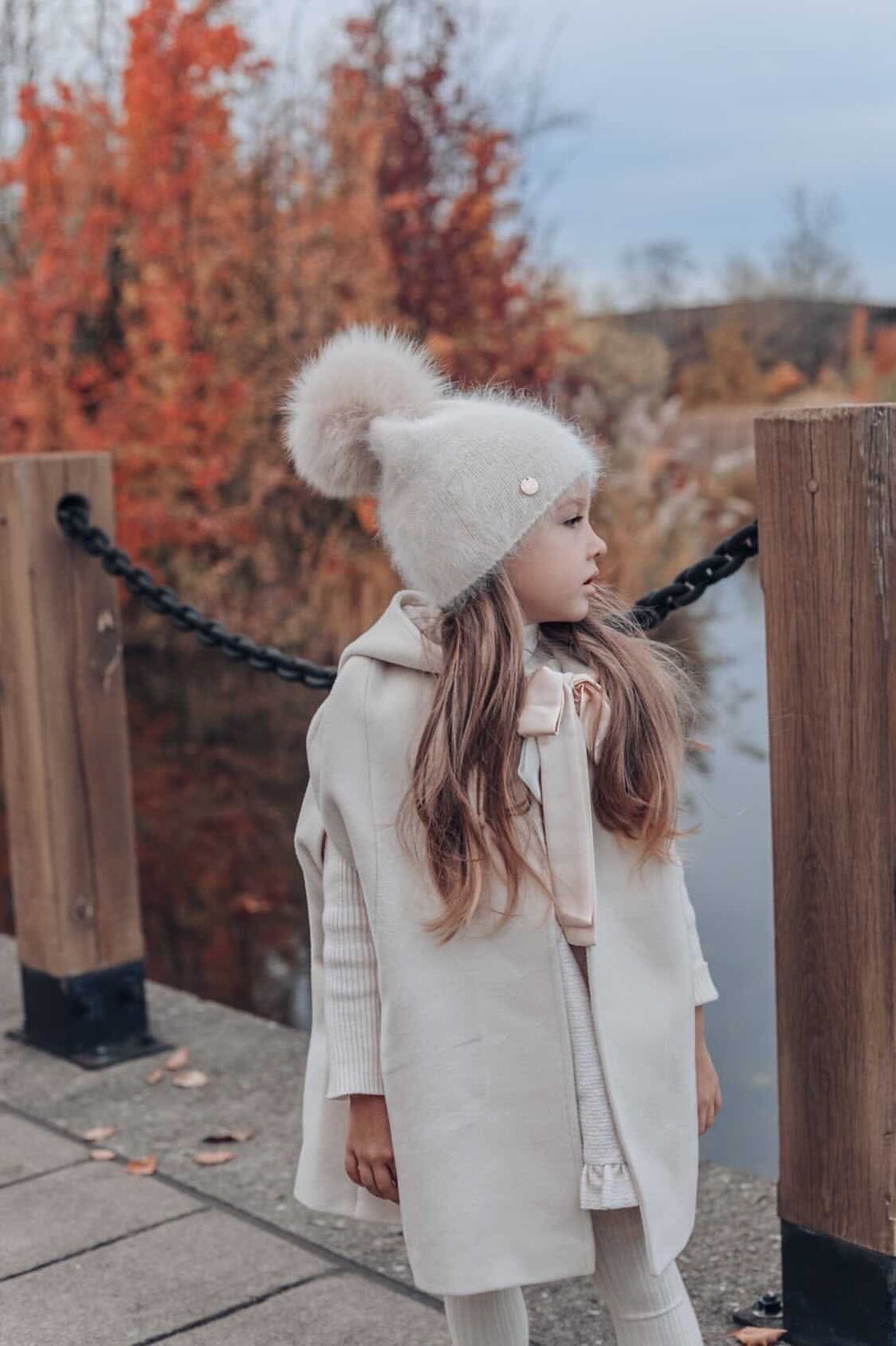 Unisex | Vanya Beige Cashmere Kids' Fox Fur Beanie Hat | Oatmeal