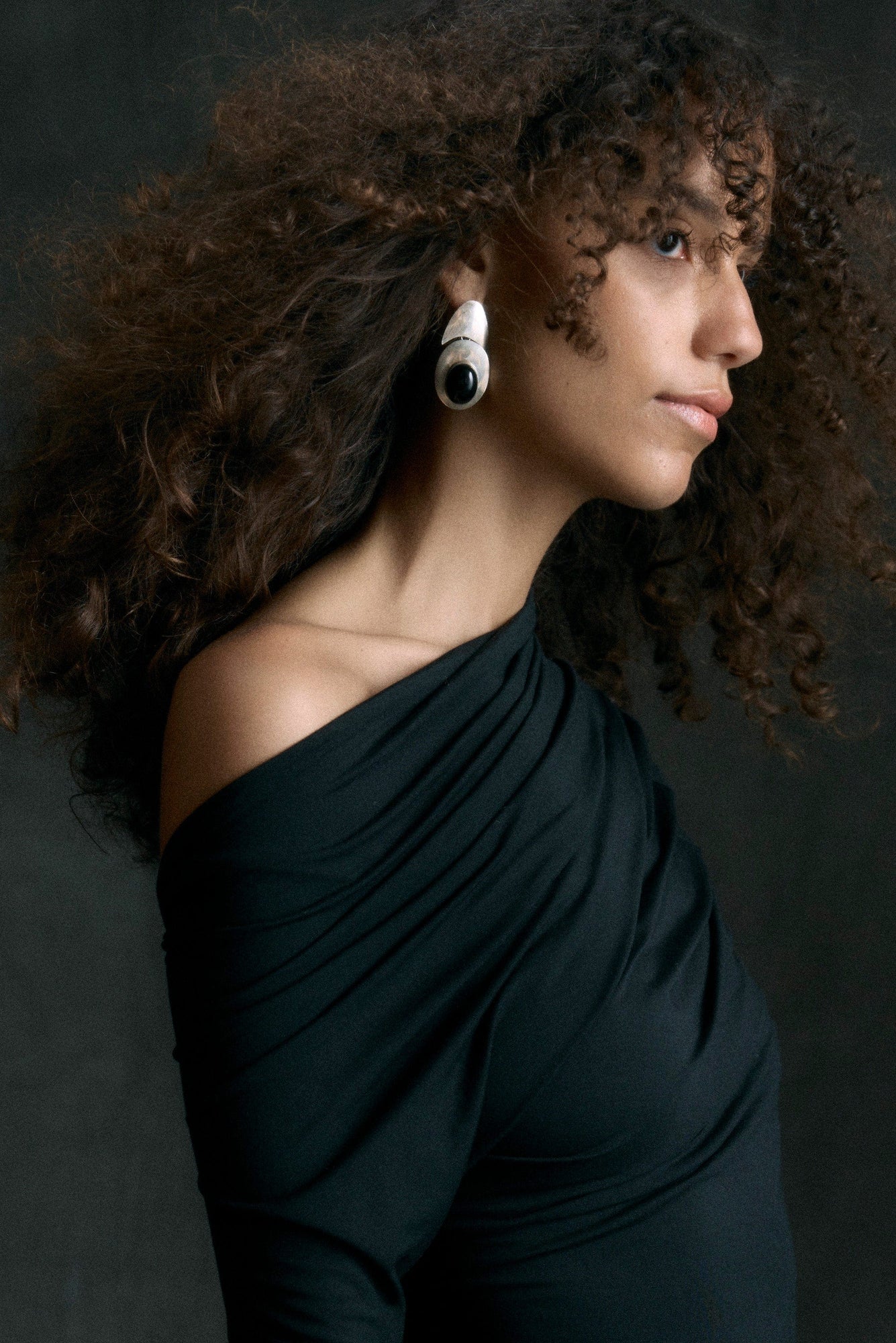 Shelby | Veronica Ruched Long-Sleeve Tee in Size Small