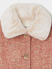 Girl | Temaggie Coat | Make Up