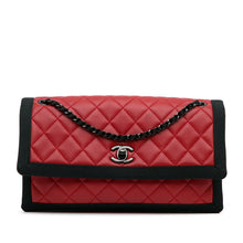 Chanel | Pre-Owned CC Grossgrain trim Lambskin Flap Shoulder Bag | Red