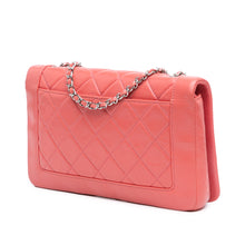 Chanel | Pre-Owned Crumpled Calfskin Bi Quilted Vintage Full Flap | Pink/Salmon