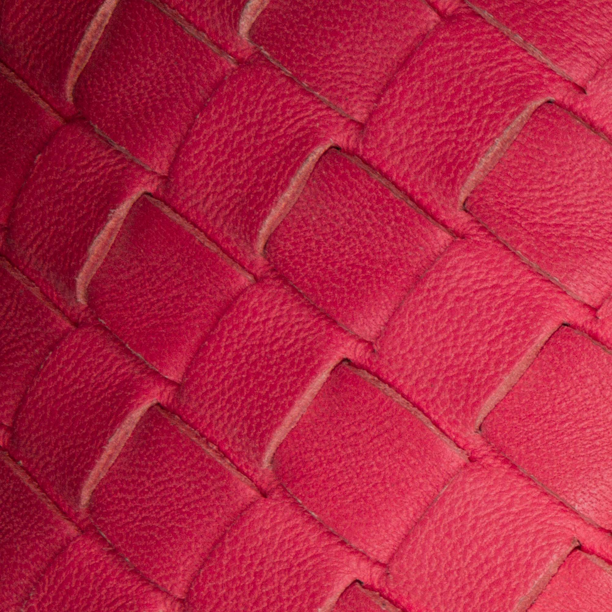 Bottega Veneta | Pre-Owned Nappa Intrecciato Bucket Bag - II | Pink/Hot Pink