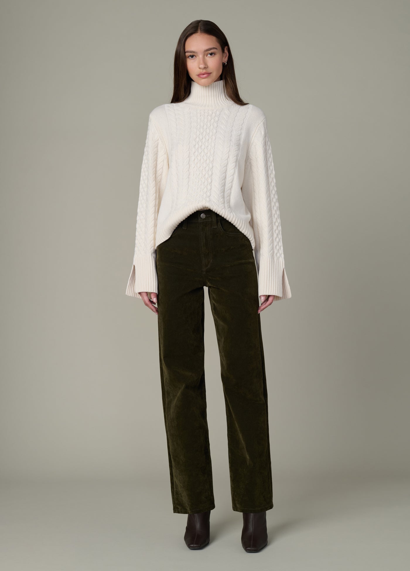 The Margot Straight Flocked Olive – stylish and comfortable women's straight leg jeans.