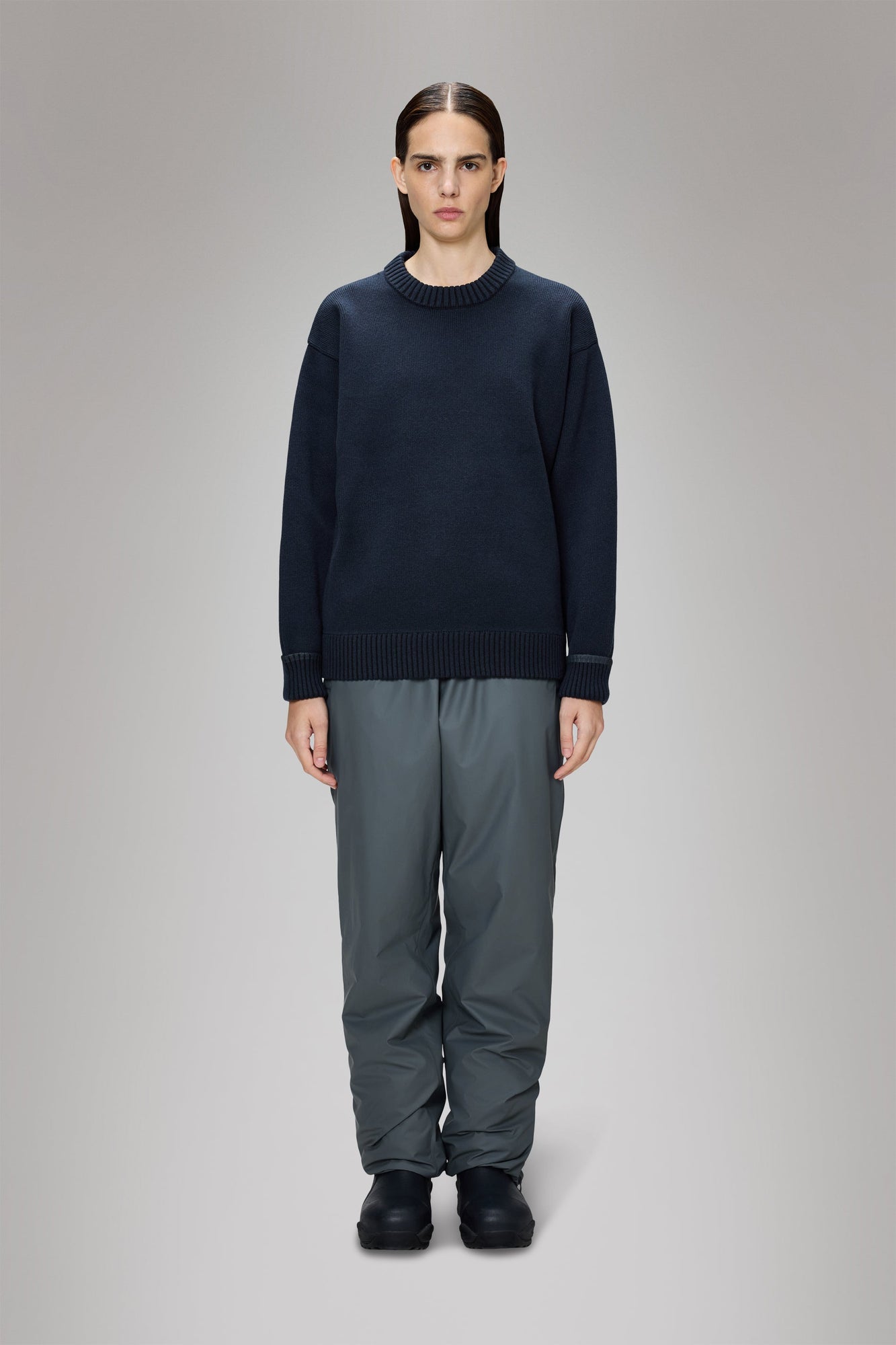 Unisex | Sowa Knit Crew Neck | Navy/Black