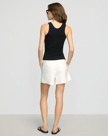Renee | Avalon Tailored Linen Short in Size Small