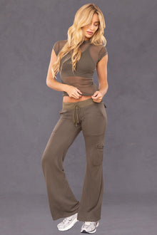 Women | Lightweight Fleece Wide Leg Cargo Sweatpant | Olive