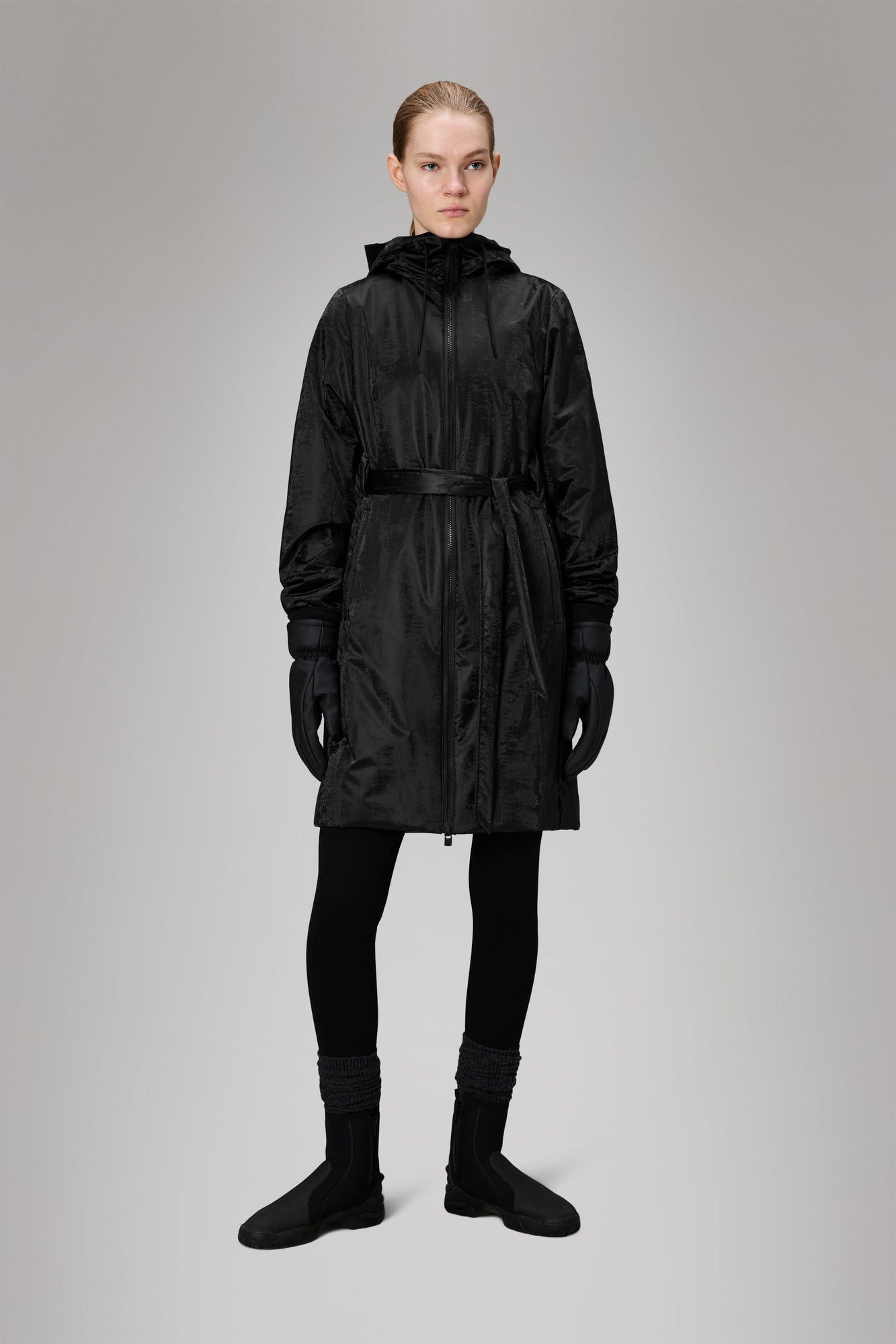 RAINS Lohja Long Insulated Curve Jacket Coal Jacket