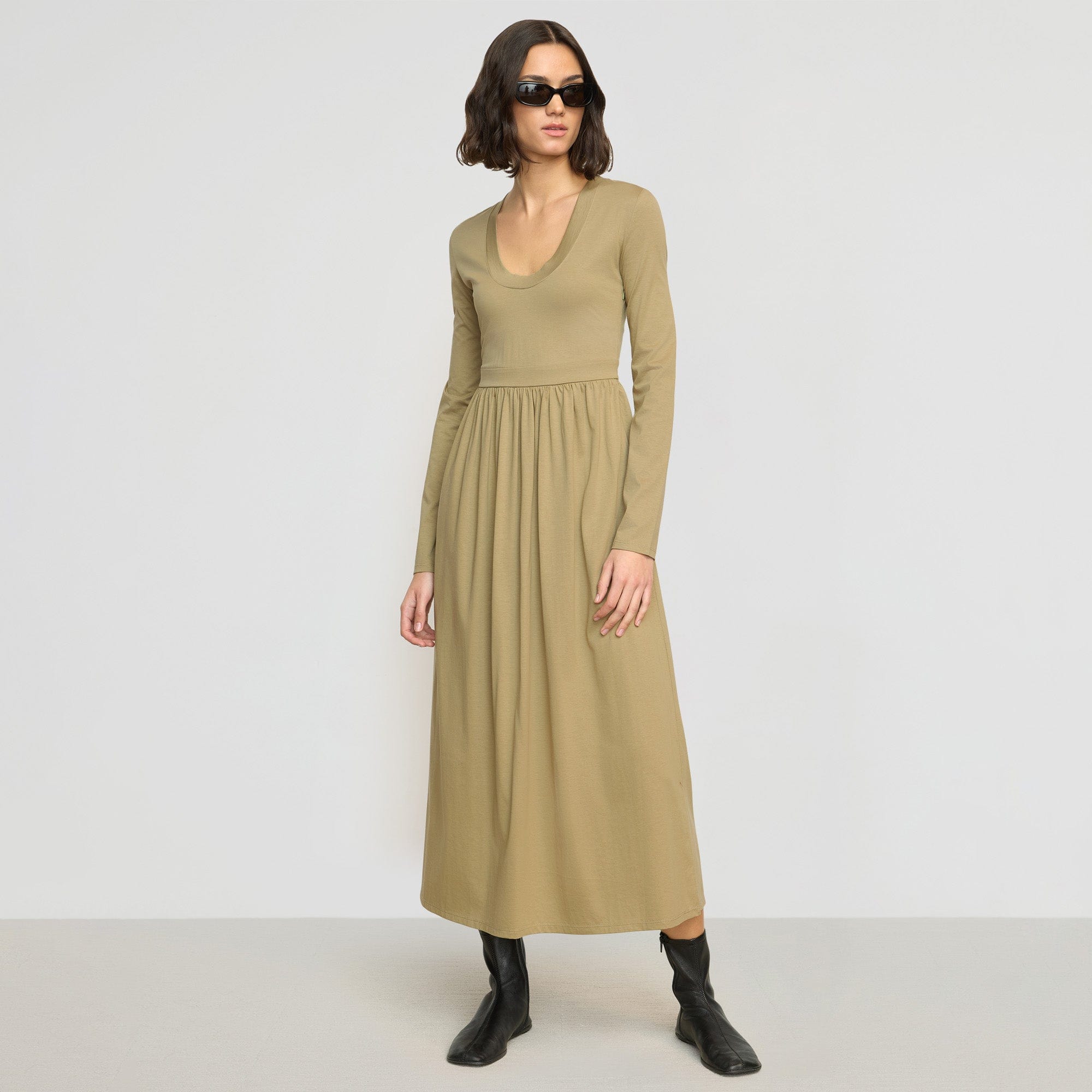 Cherie U-Neck Jersey Dress | Light Sage