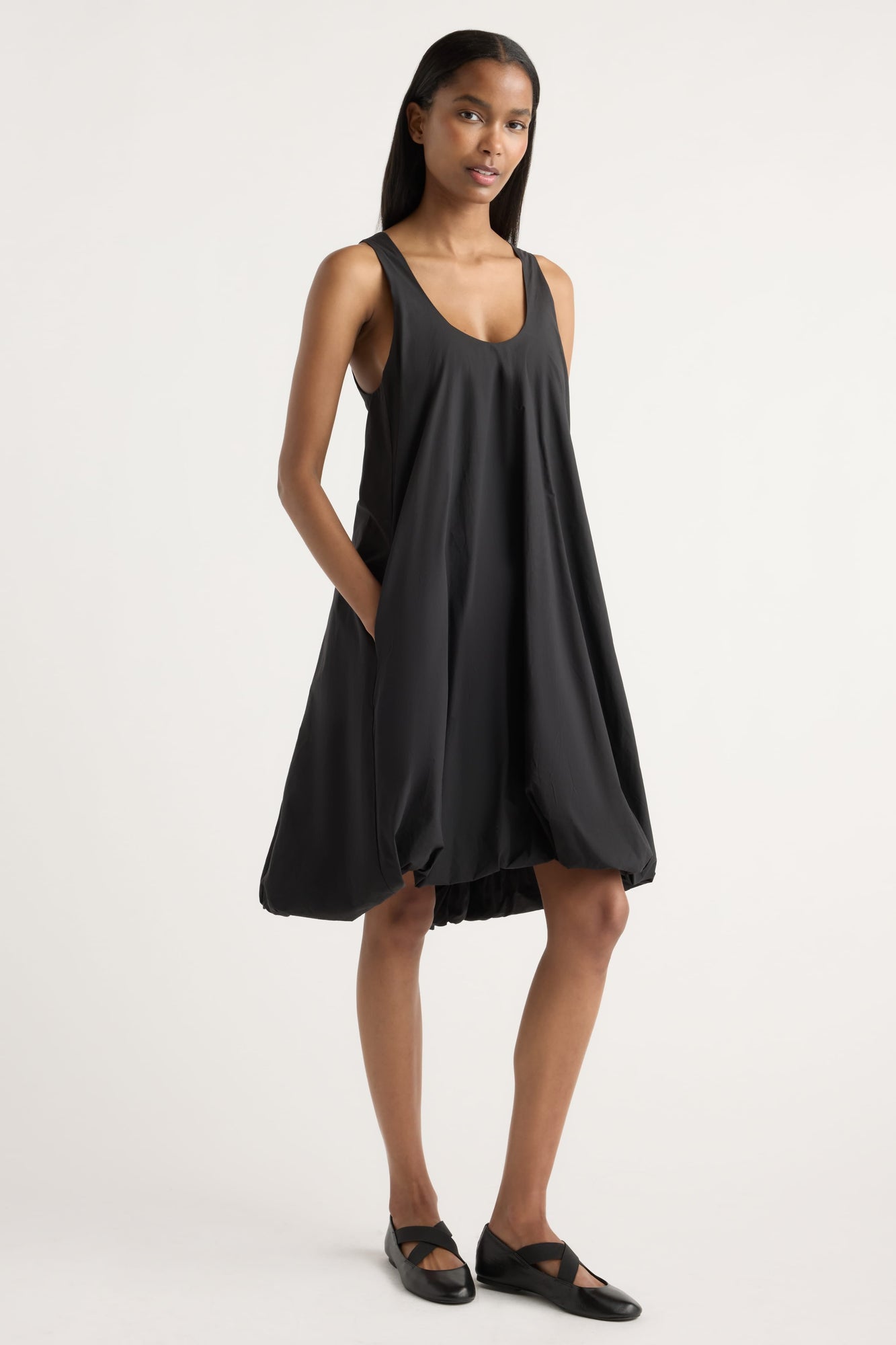 Isilda | Cosima Hi-Lo Bubble-Hem Dress in Size Extra Small