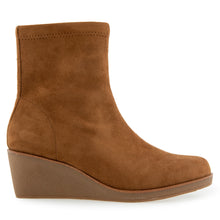 Binnie Bootie Wedge | Tan Faux Tumbled Nubuck