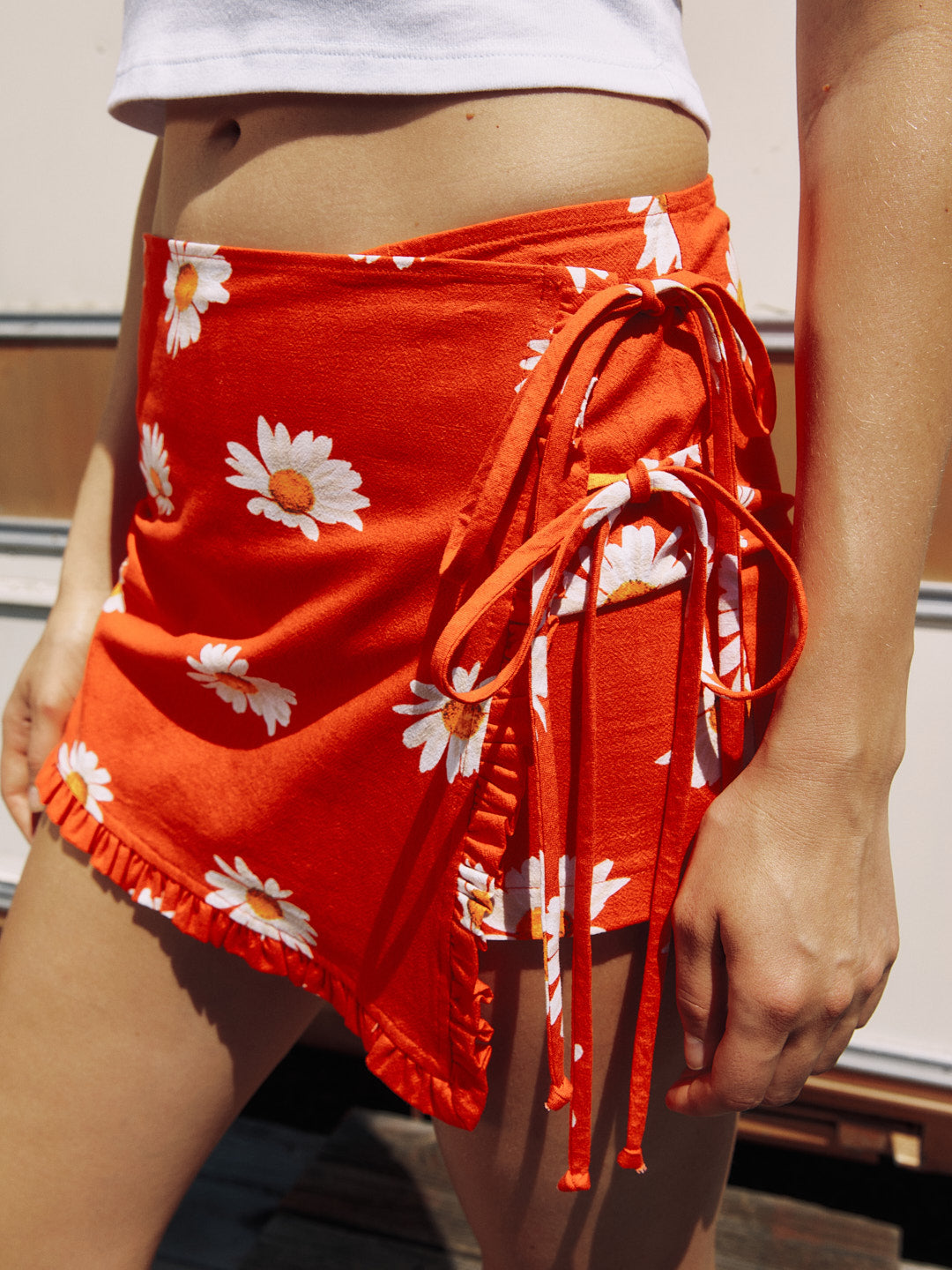 Christy Skort | Red Daisy