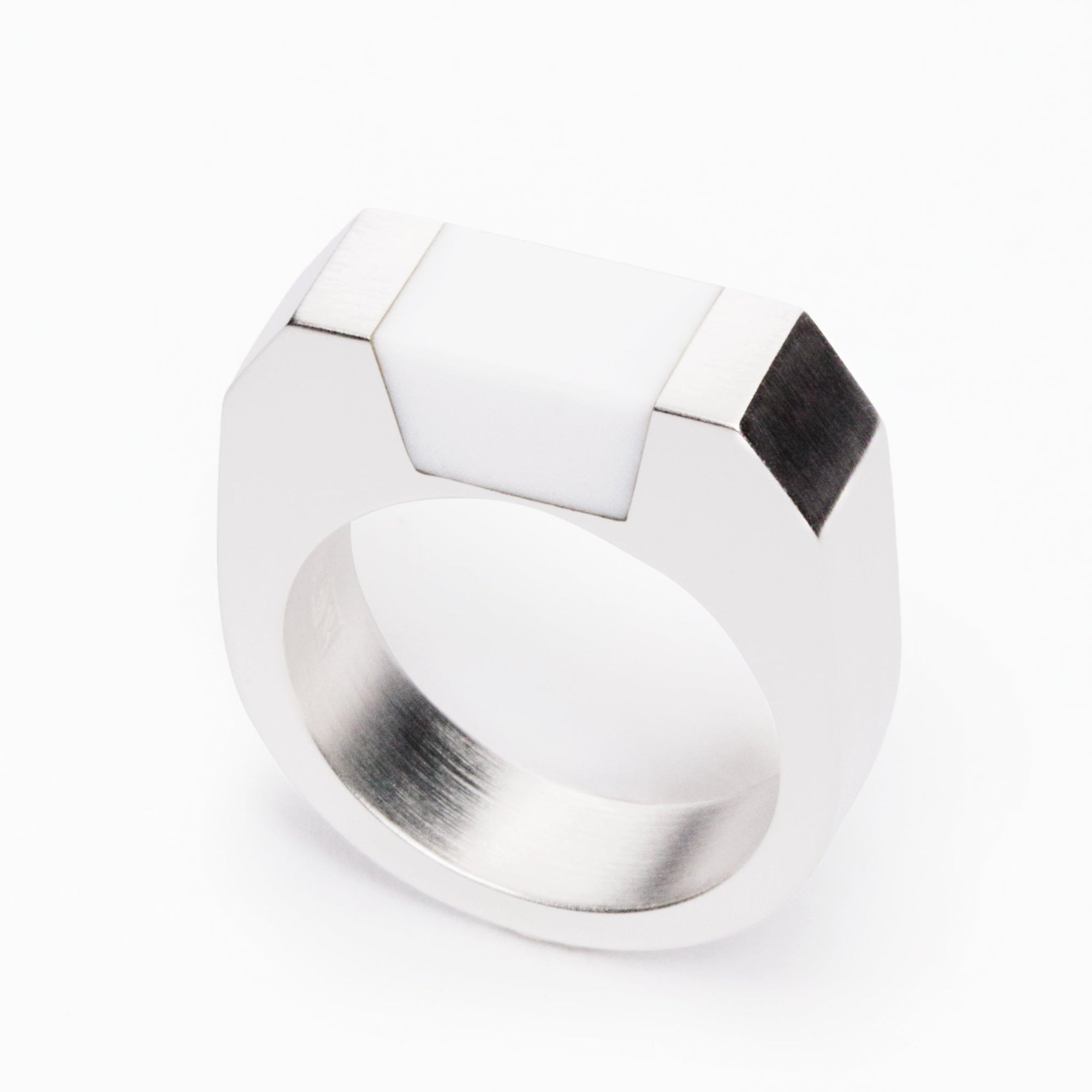 Syd Ring | Sterling Silver | White Agate