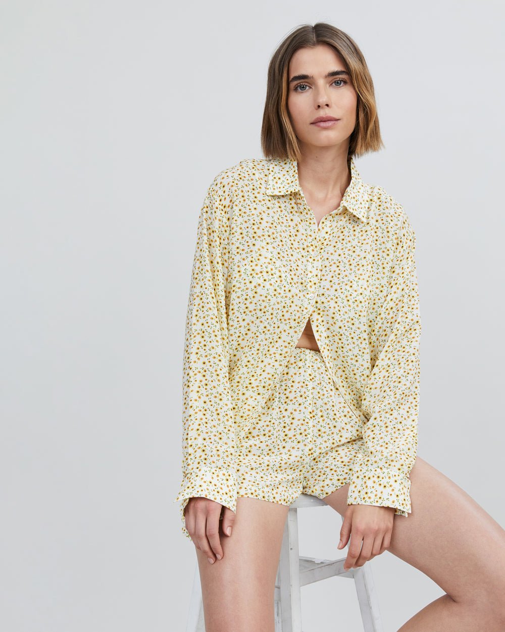 The Delmore Button Down Shirt - Solid & Striped
