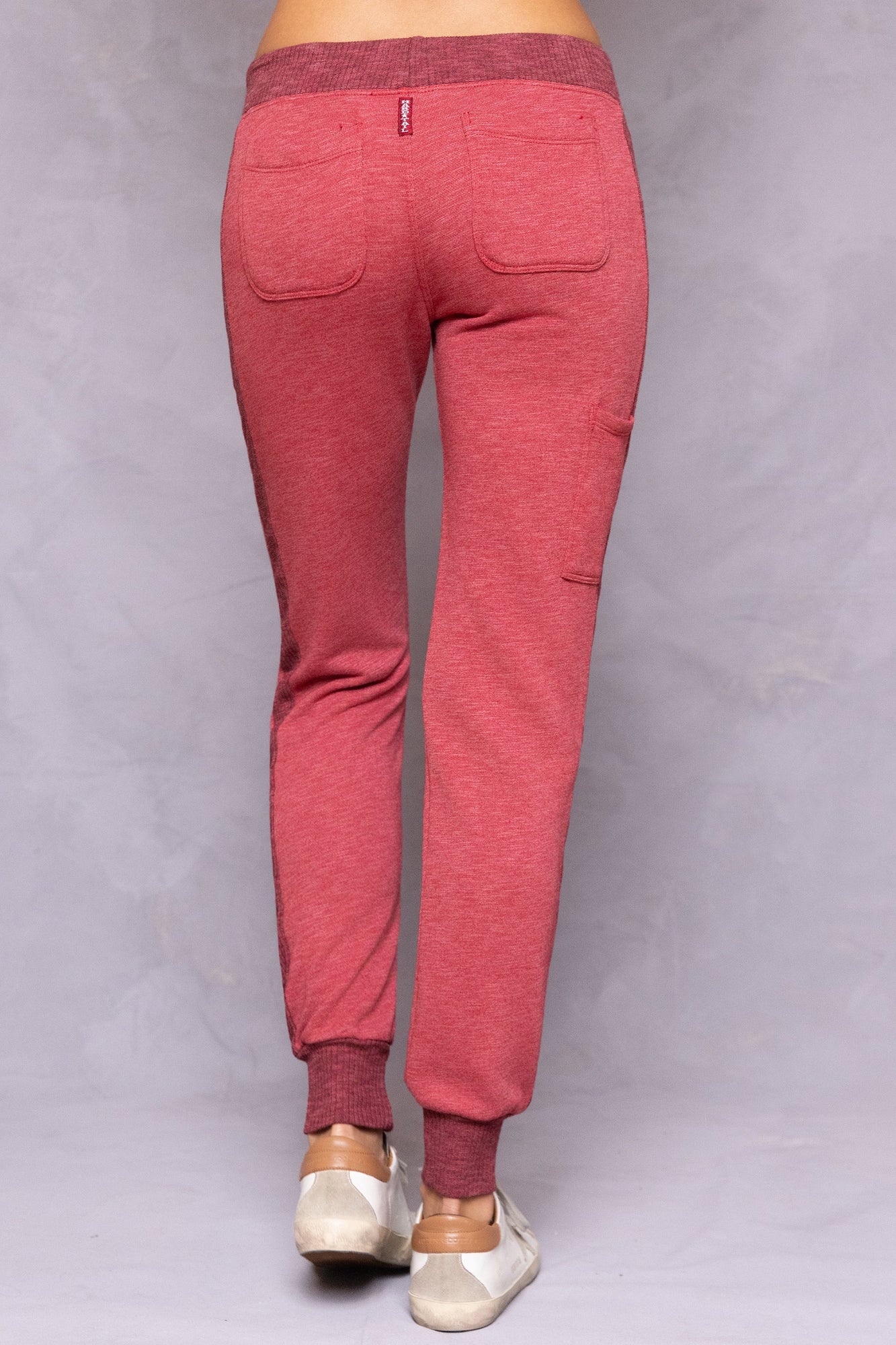 Women | Striated Racing Stripe Fitted Jogger | Crimson