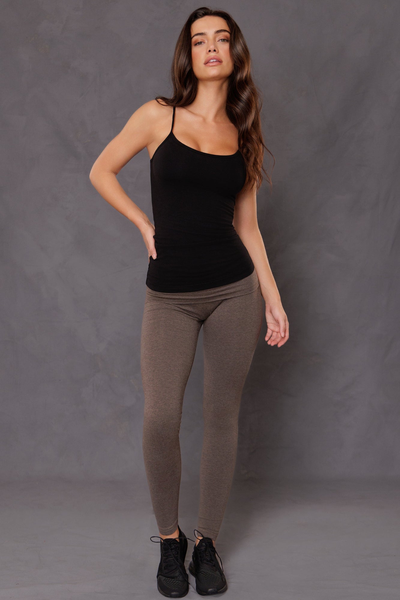 Women | Contour Rolldown Ankle Legging | Charcoal/Woodsmoke