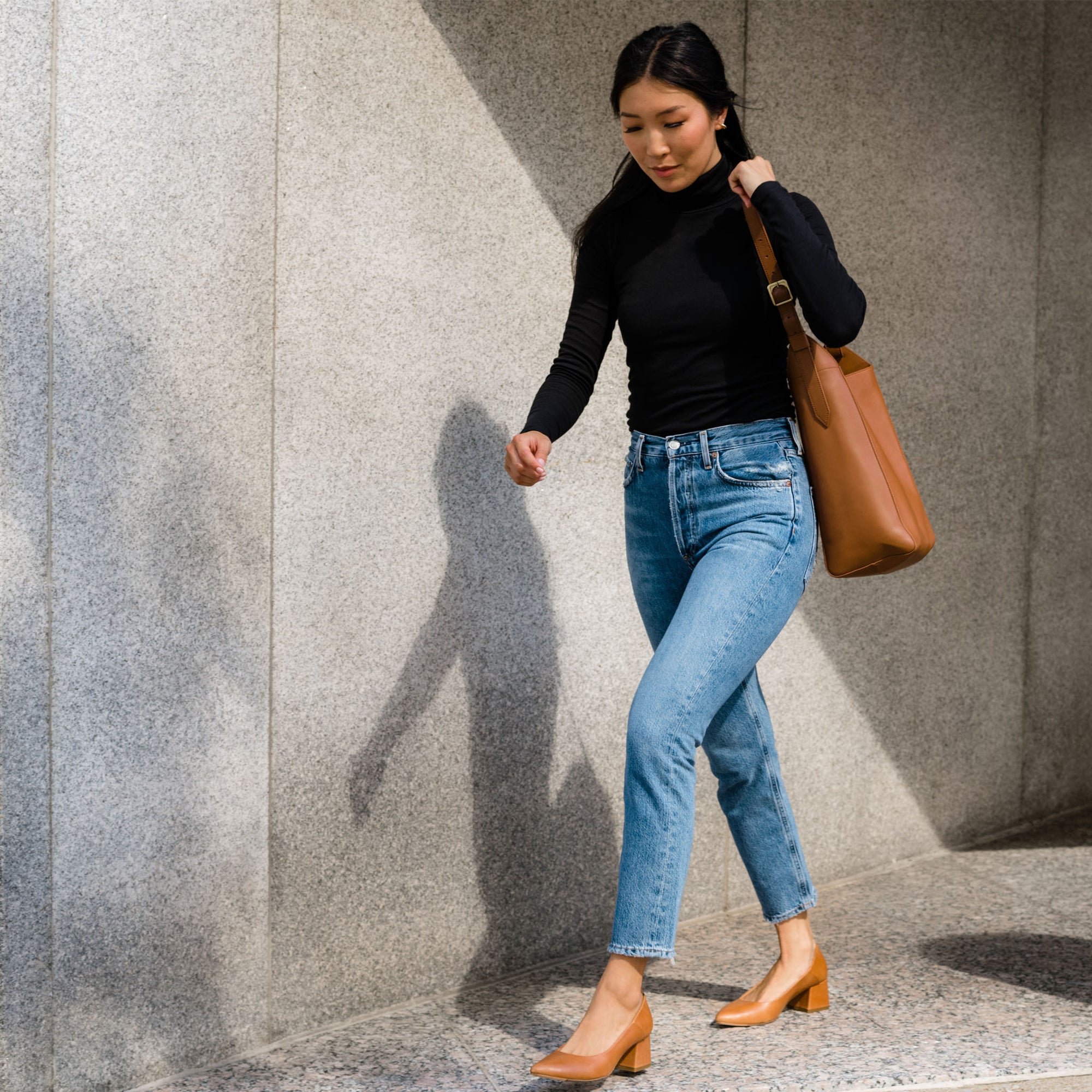 Womens | Cecilia Go-To Shoulder Bag | Caramel